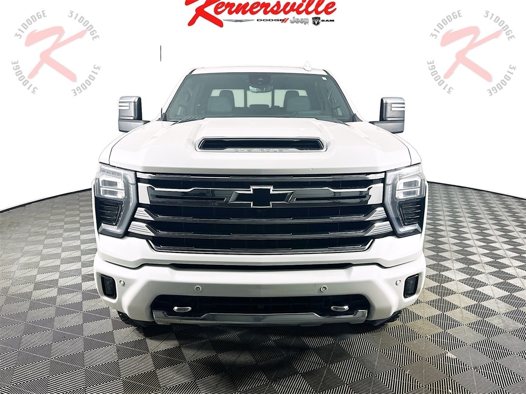 Used 2024 Chevrolet Silverado 3500HD High Country Truck Crew Cab