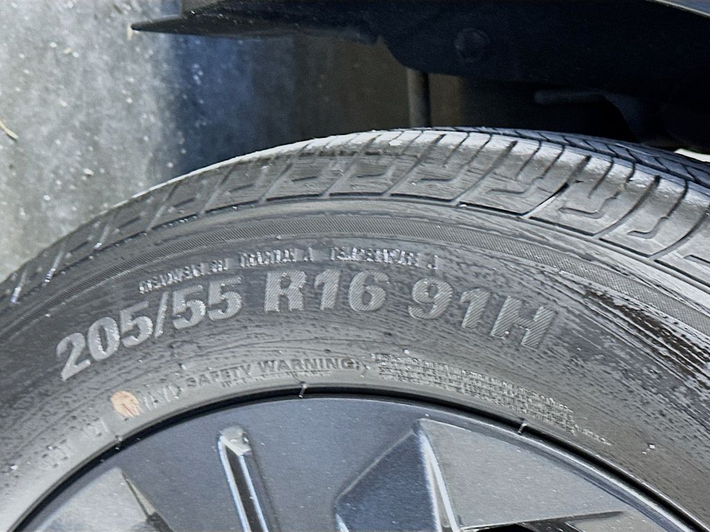 HyundaiElantra32