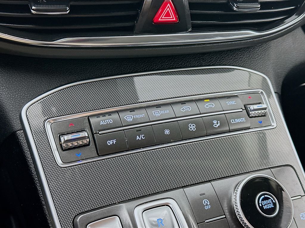 HyundaiSanta Fe18