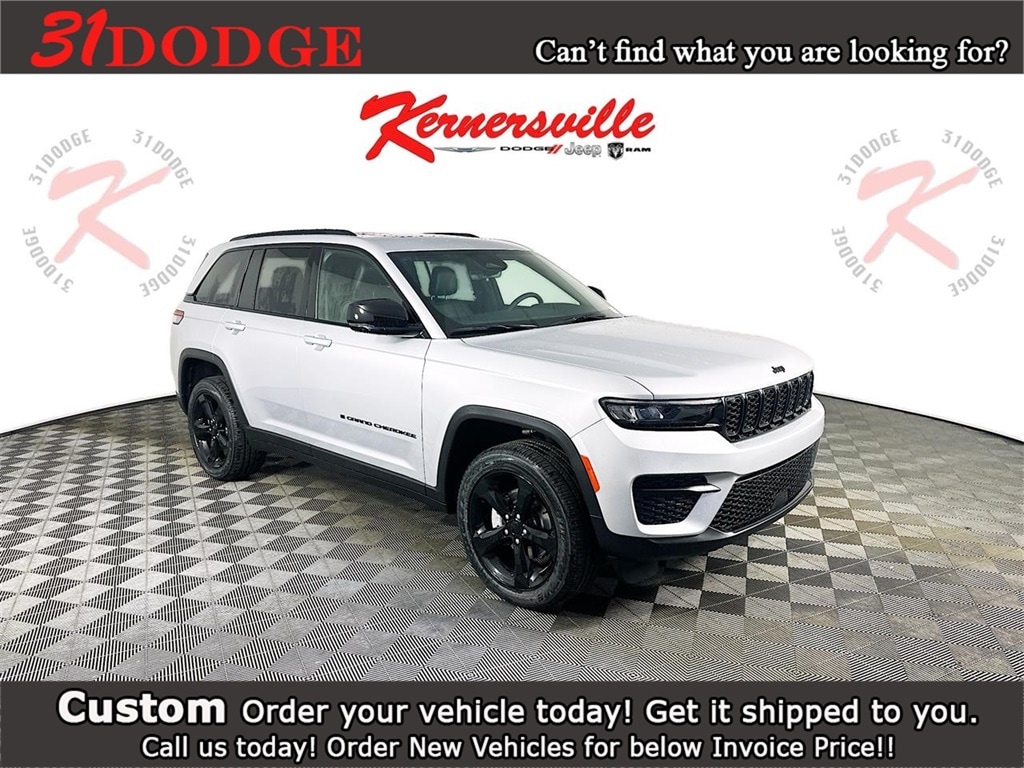 2025 Jeep Grand Cherokee Altitude's photo