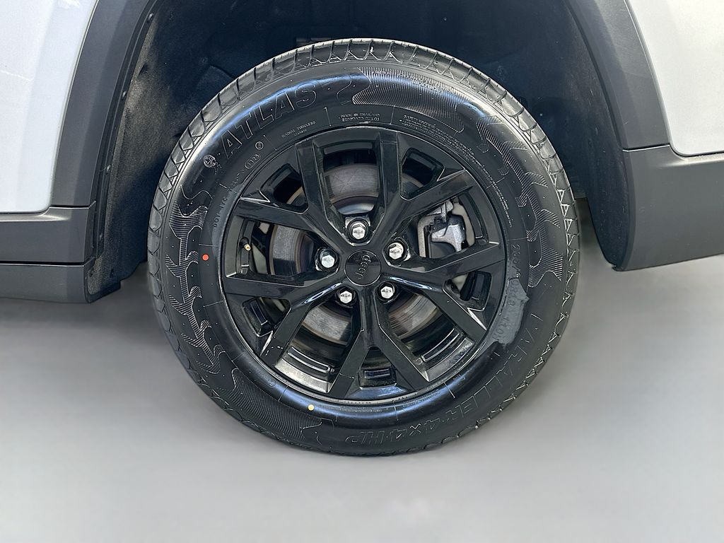 JeepGrand Cherokee L34