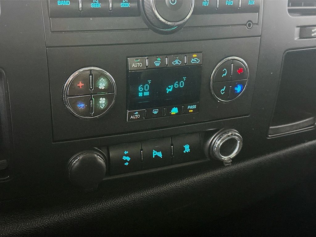 GMCSierra 2500HD18