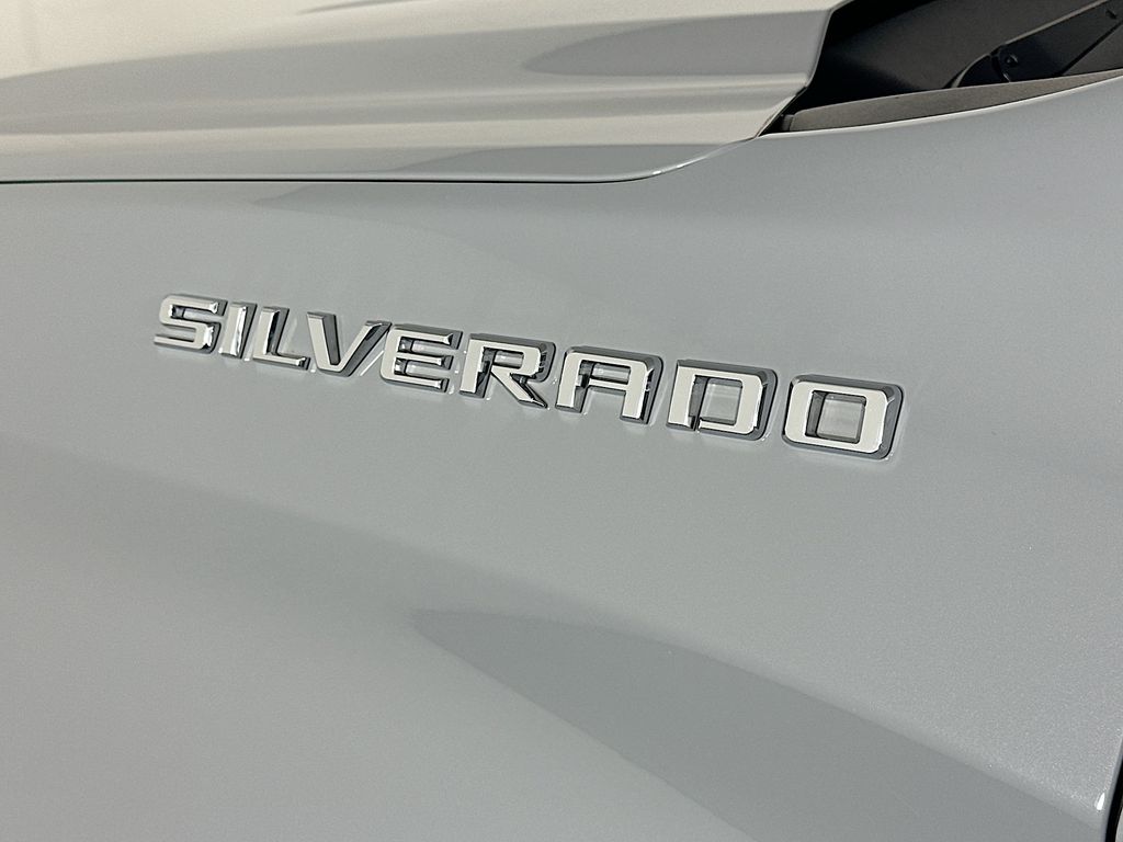 ChevroletSilverado 150028