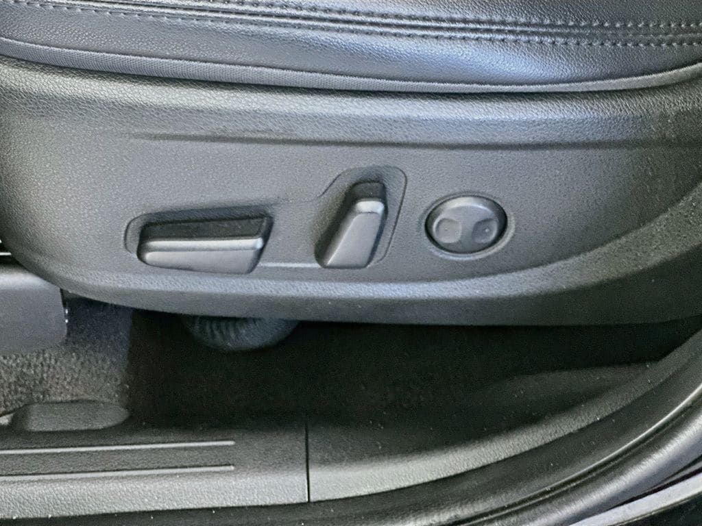 HyundaiSanta Fe23