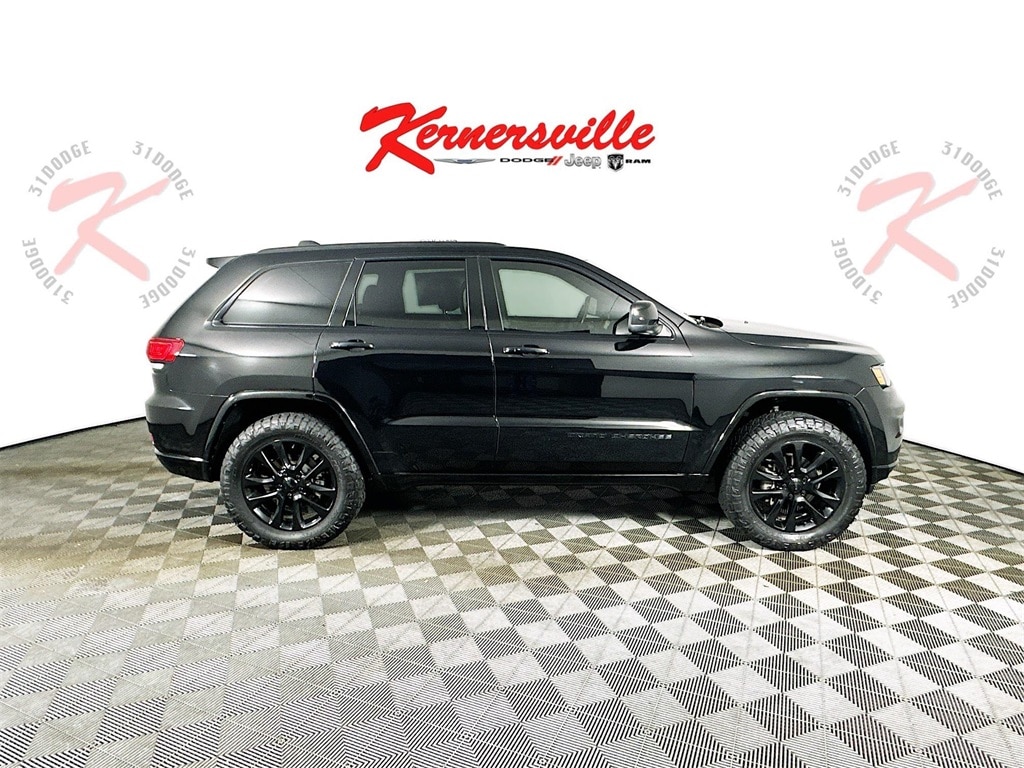 JeepGrand Cherokee8