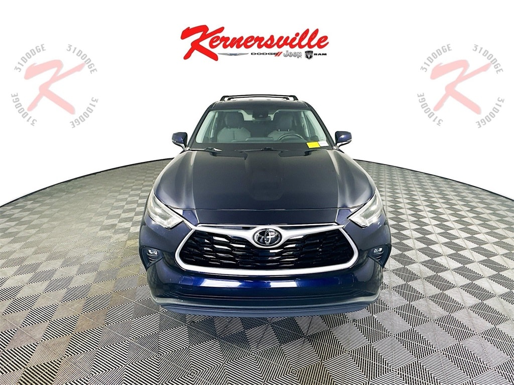 Used 2021 Toyota Highlander LE with VIN 5TDZZRAH9MS075918 for sale in Kernersville, NC