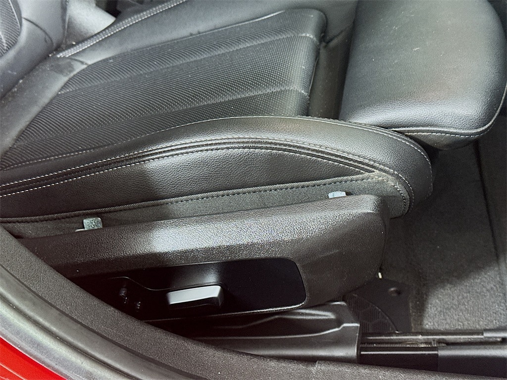 BMW3 Series23
