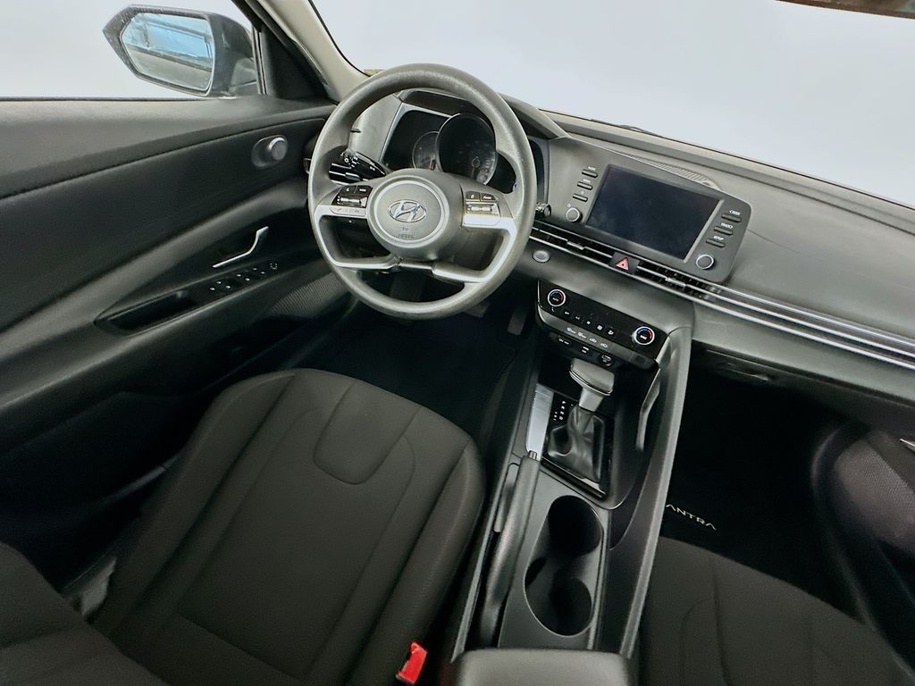HyundaiElantra9