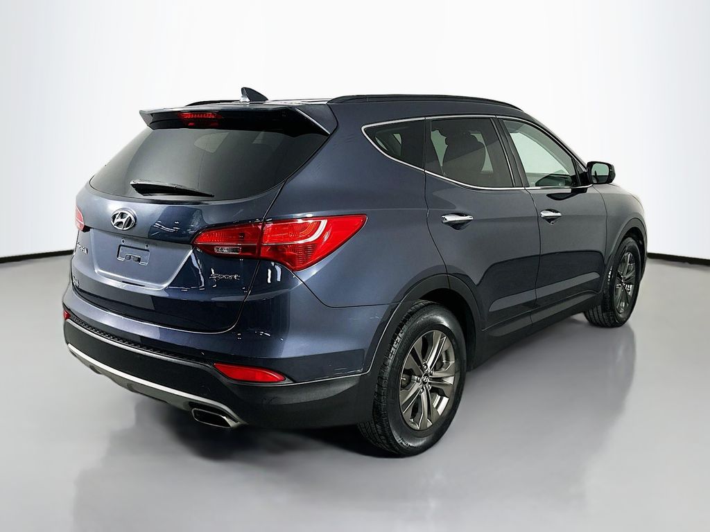 HyundaiSanta Fe Sport7