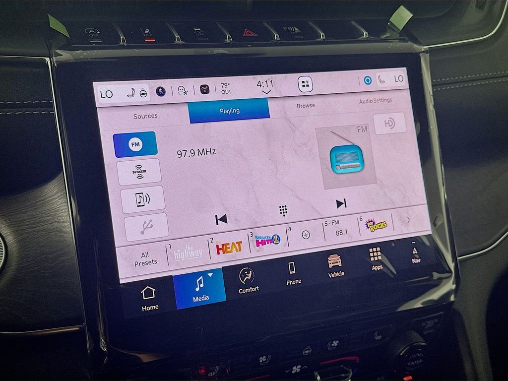 JeepGrand Cherokee L13