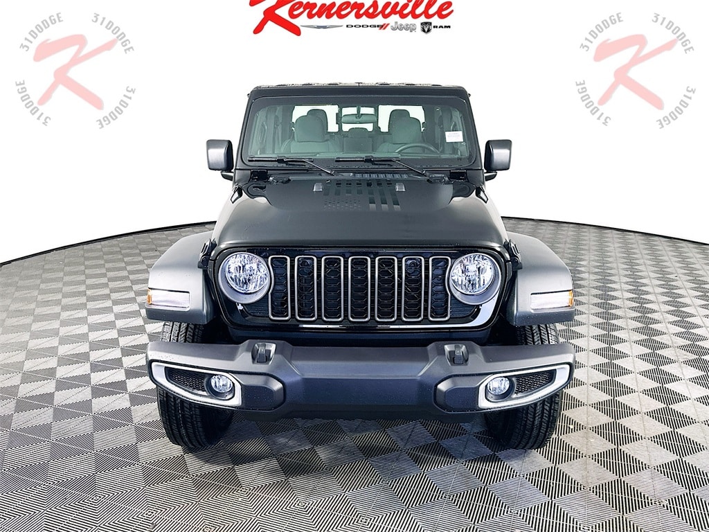 New 2026 Jeep Gladiator Sport Truck Crew Cab