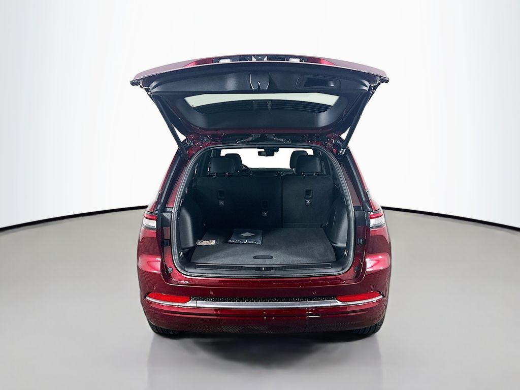 JeepGrand Cherokee16