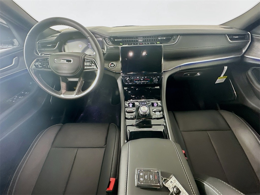 JeepGrand Cherokee L9