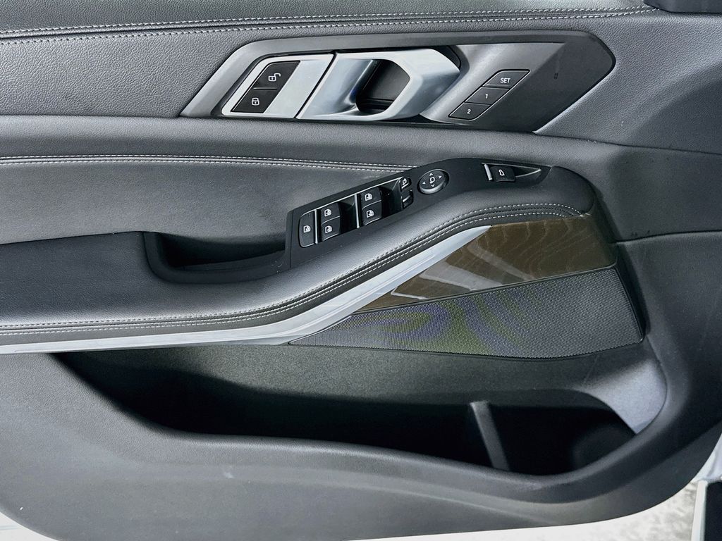 BMWX524