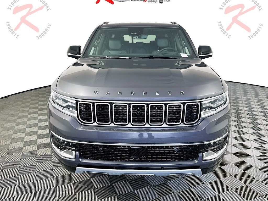 2025 Jeep Wagoneer L Series II photo 2