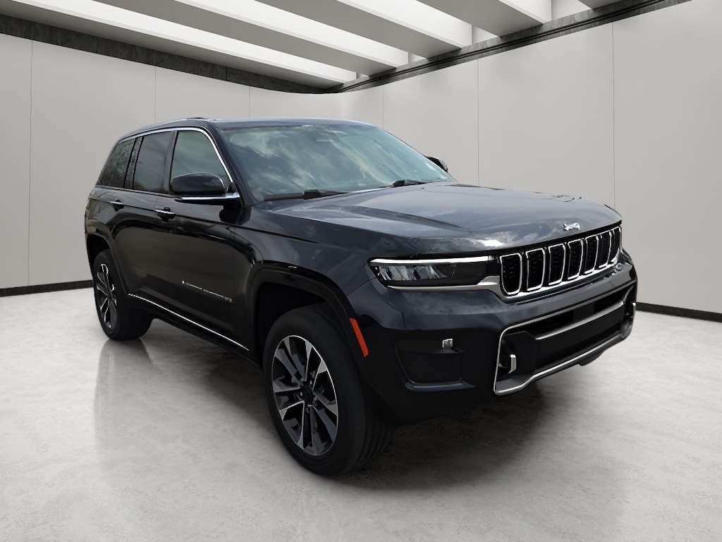 Used 2022 Jeep Grand Cherokee Overland 4x4 SUV