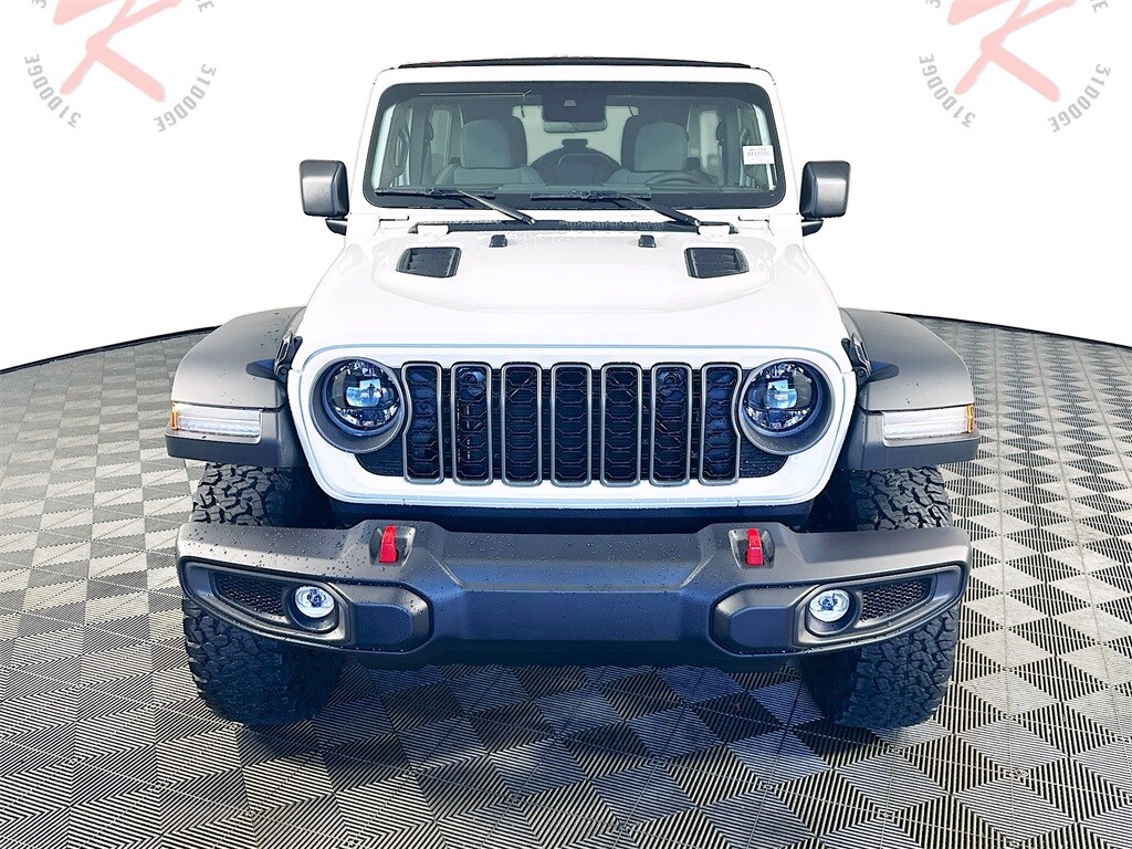 2025 Jeep Wrangler Unlimited Rubicon photo 2