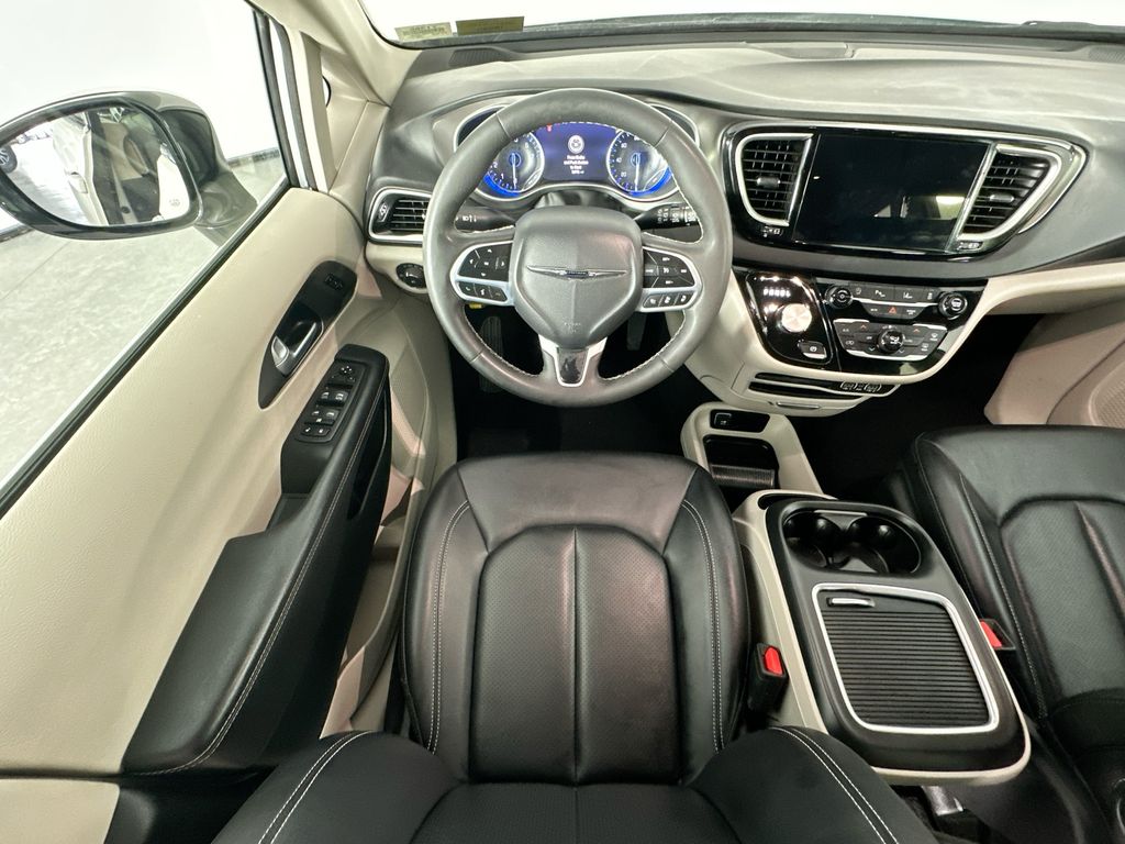 ChryslerPacifica9