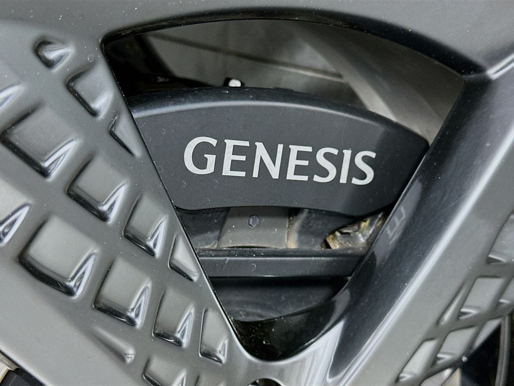 GenesisGV7038