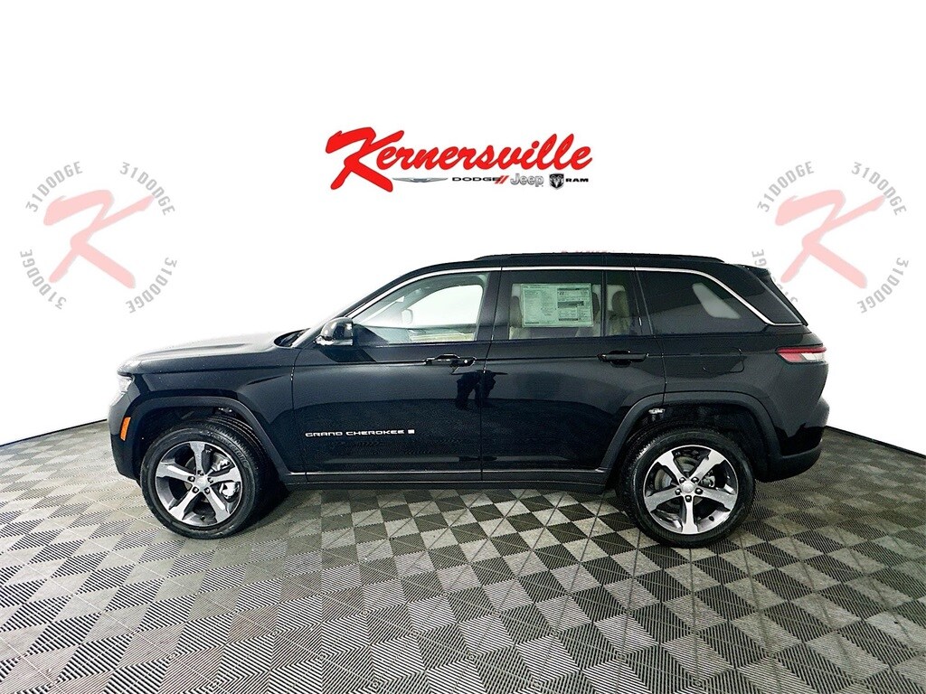 2025 Jeep Grand Cherokee Limited photo 4