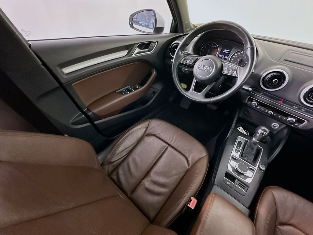 AudiA39