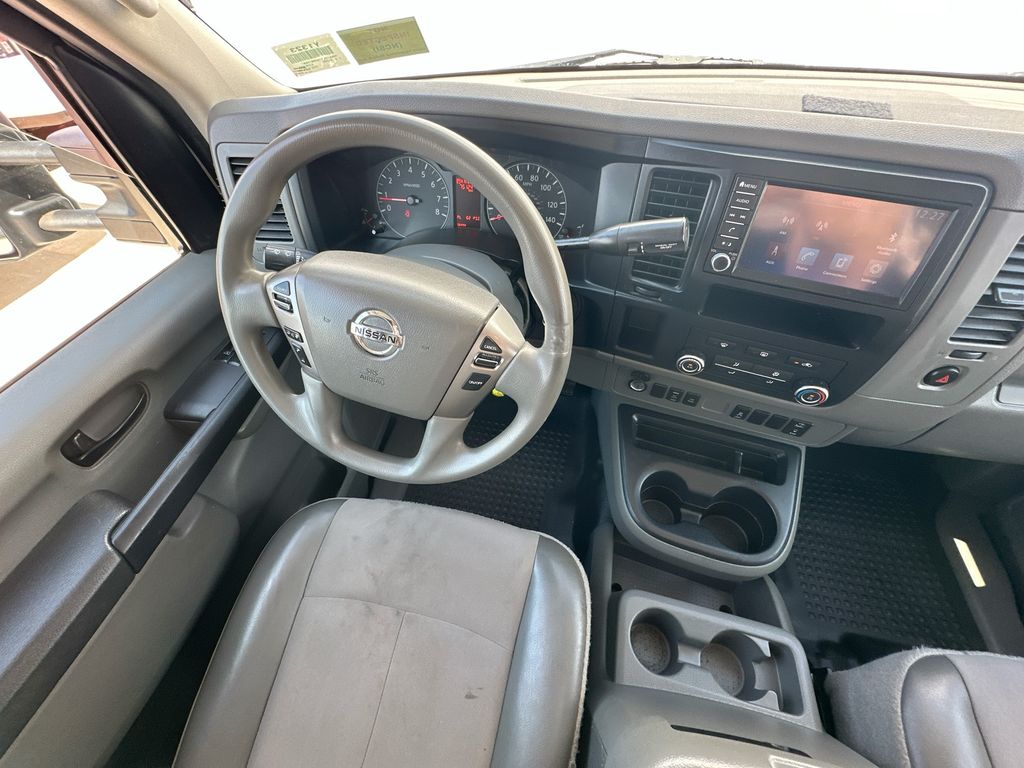 NissanNV2500 HD8