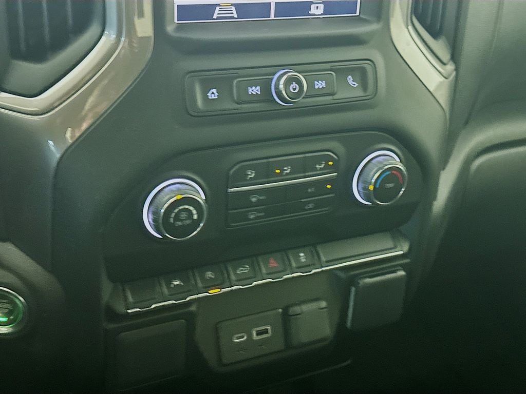 ChevroletSilverado 150018