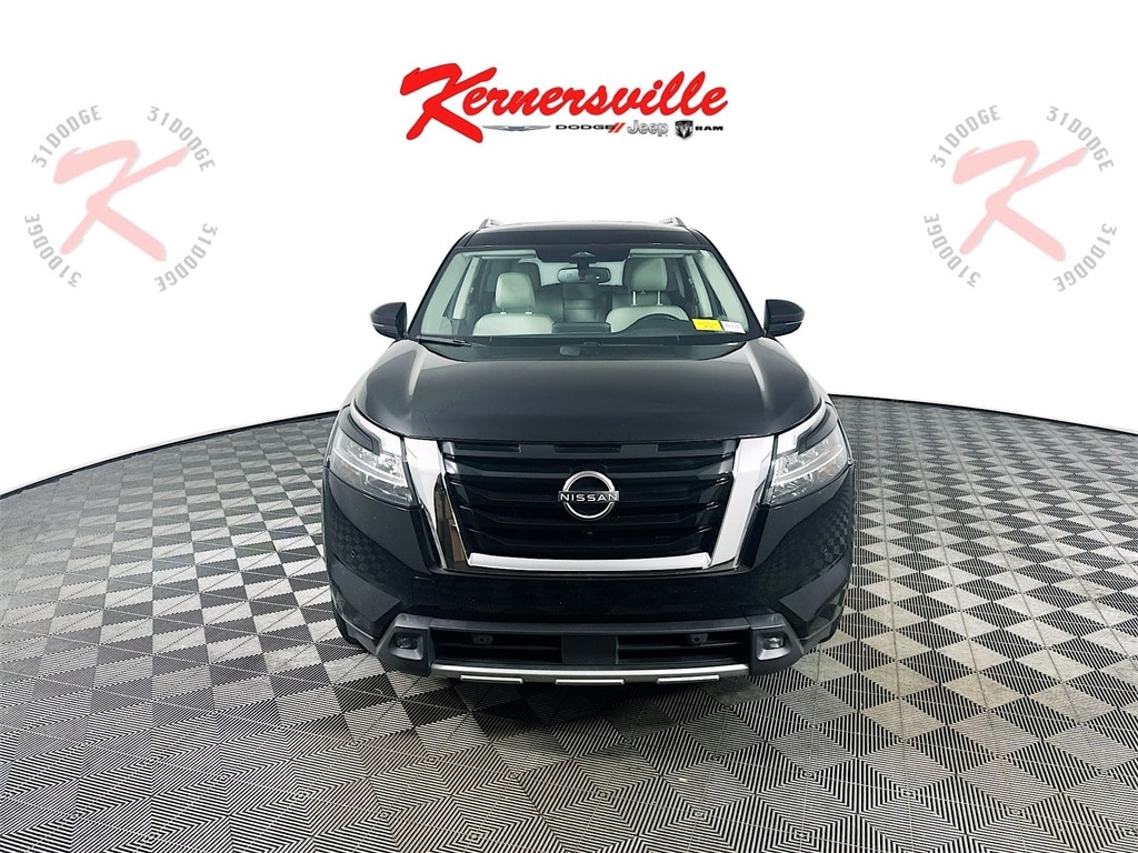 Used 2022 Nissan Pathfinder SL SUV