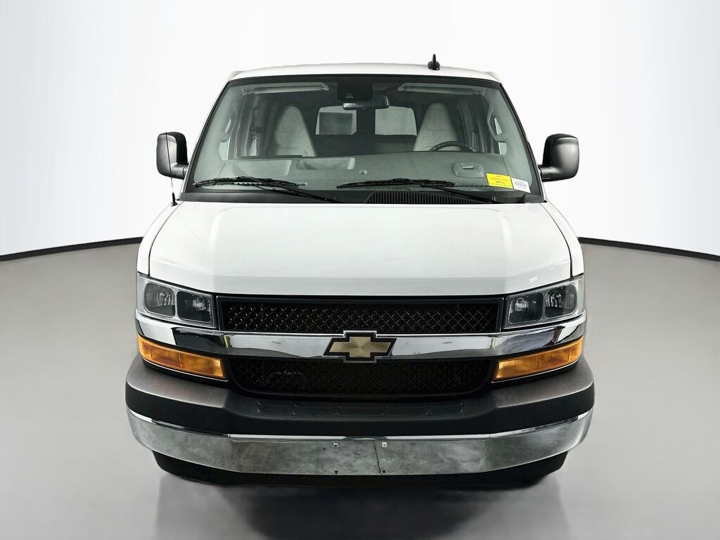 Used 2025 Chevrolet Express 3500 LT Extended Passenger Van