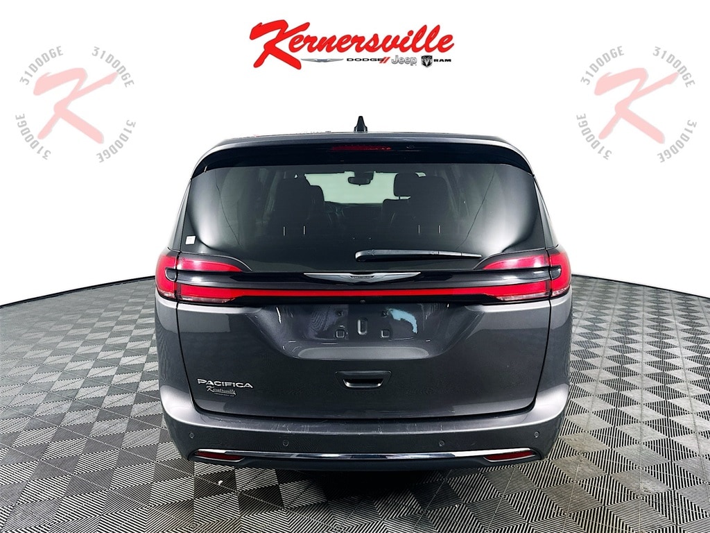 ChryslerPacifica6
