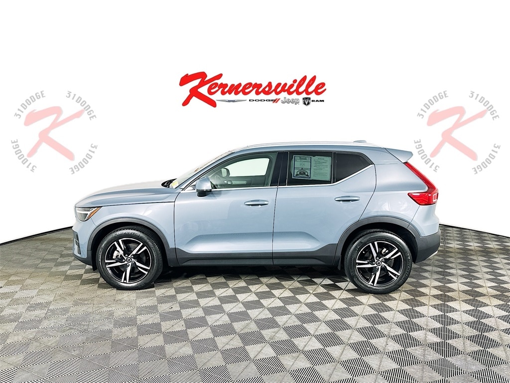 Used 2023 Volvo XC40 B4 Plus Bright Theme SUV