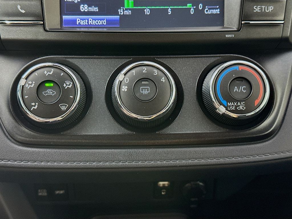 ToyotaRAV418