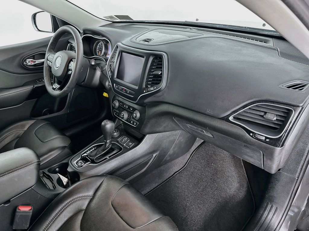 JeepCherokee31
