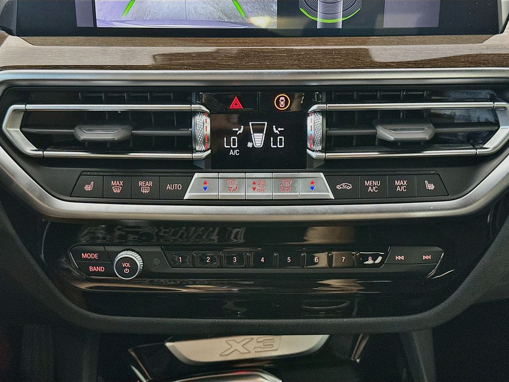 BMWX318