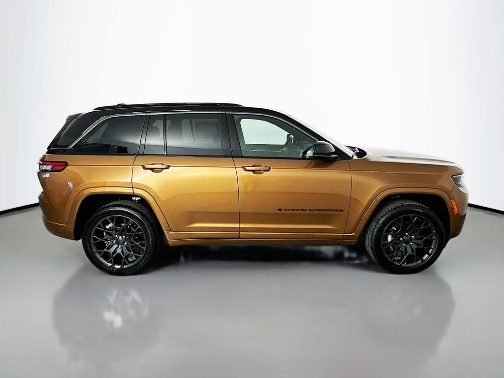 JeepGrand Cherokee8
