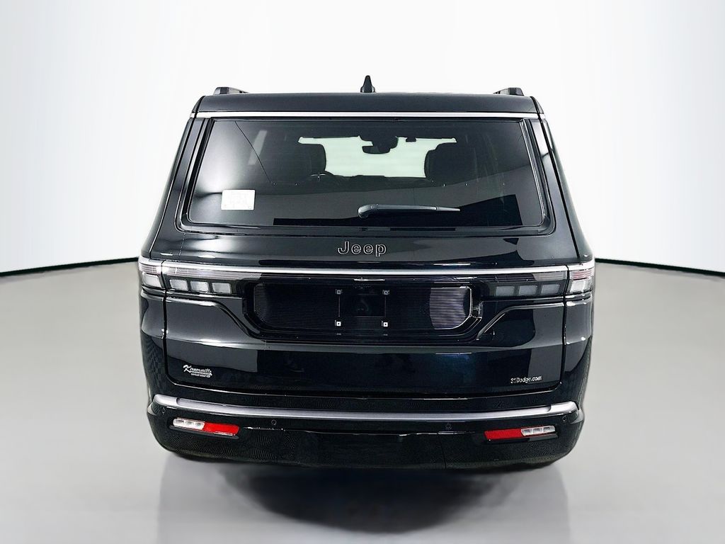 JeepGrand Wagoneer6