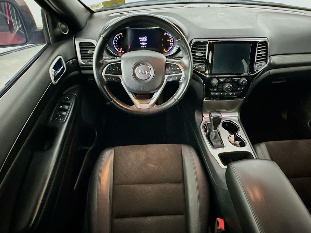 JeepGrand Cherokee9