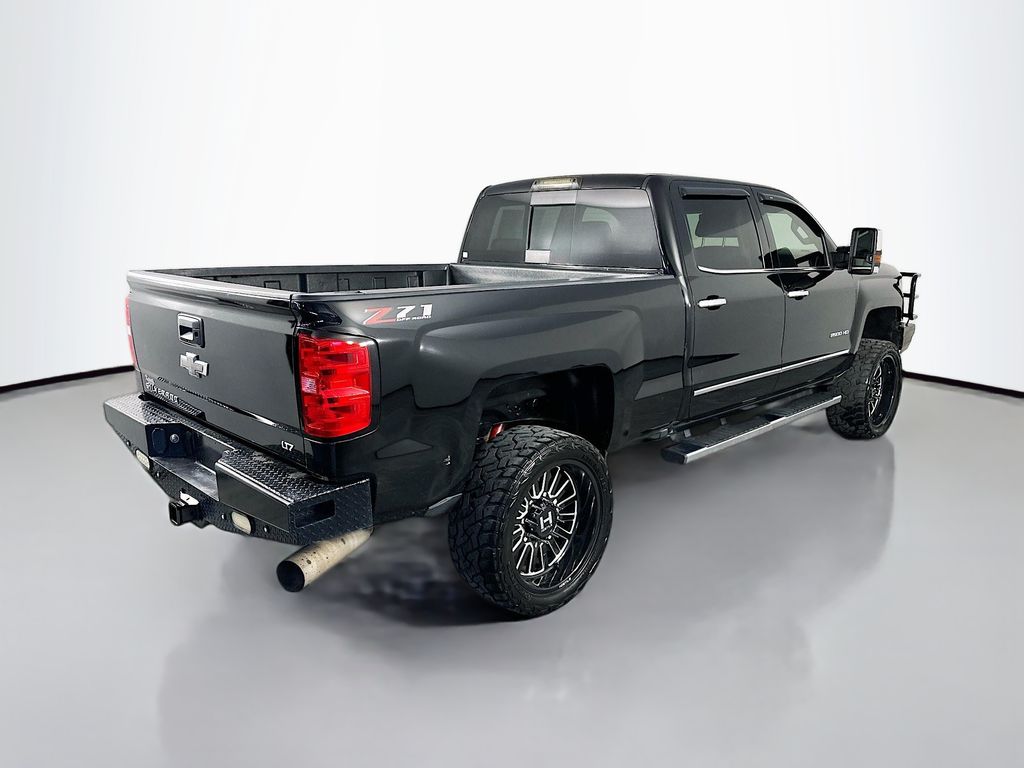 ChevroletSilverado 2500HD7