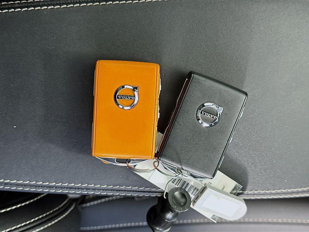 VolvoXC4034