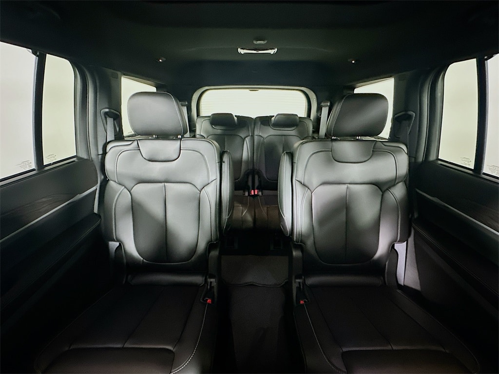 JeepGrand Cherokee L10