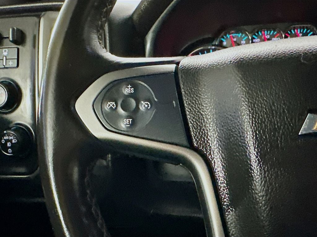 ChevroletSilverado 150025