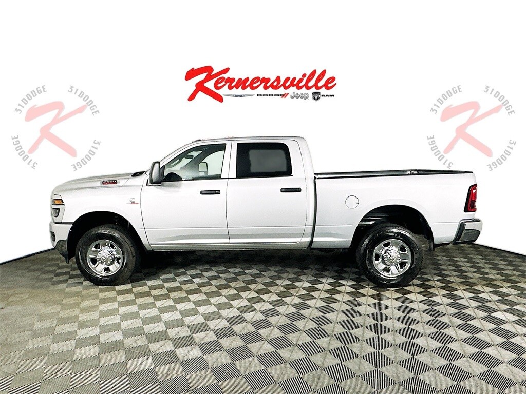 2026 Ram 2500 Tradesman photo 4