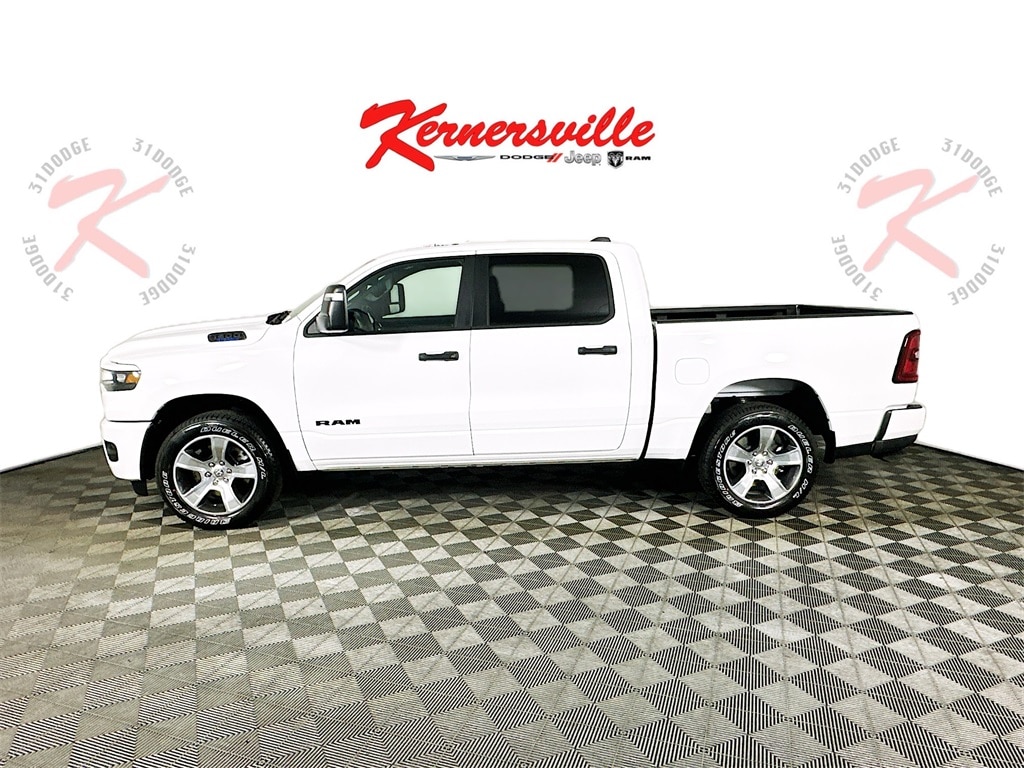 New 2025 Ram 1500 Express Truck Crew Cab