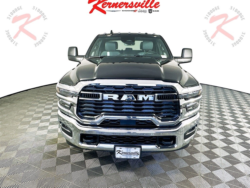 2026 Ram 3500 Tradesman photo 2