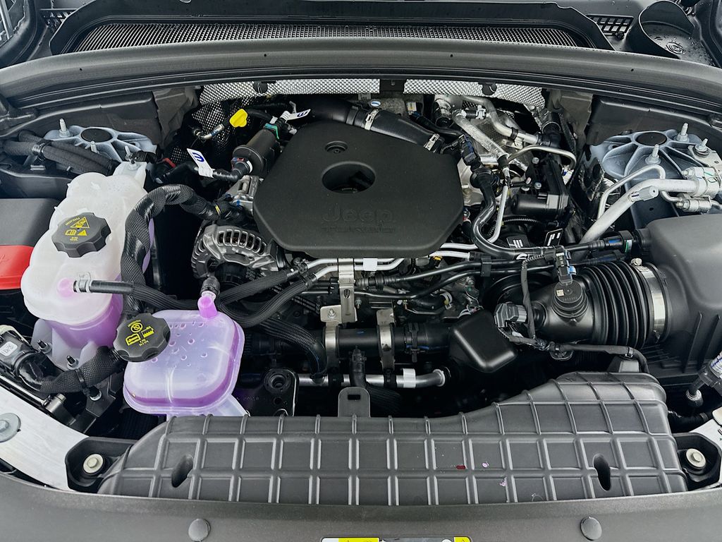 JeepGrand Cherokee L18