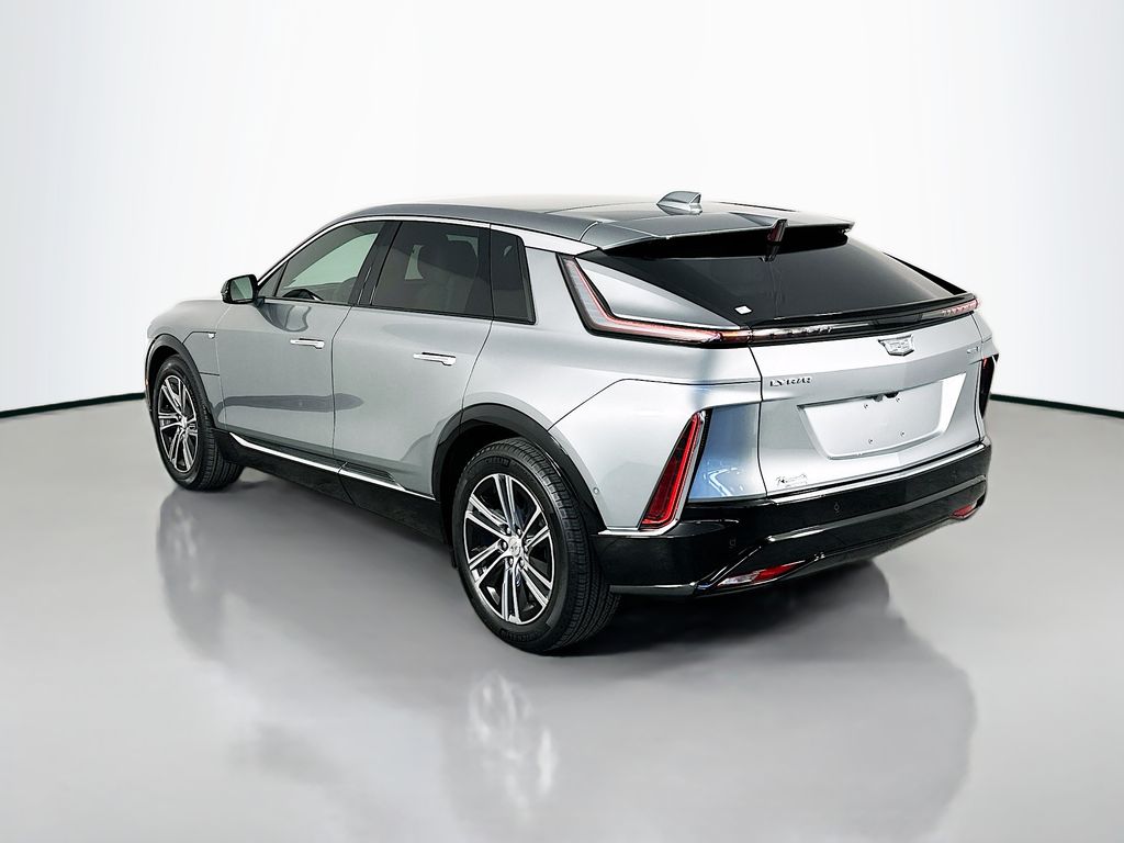 CadillacLyriq5
