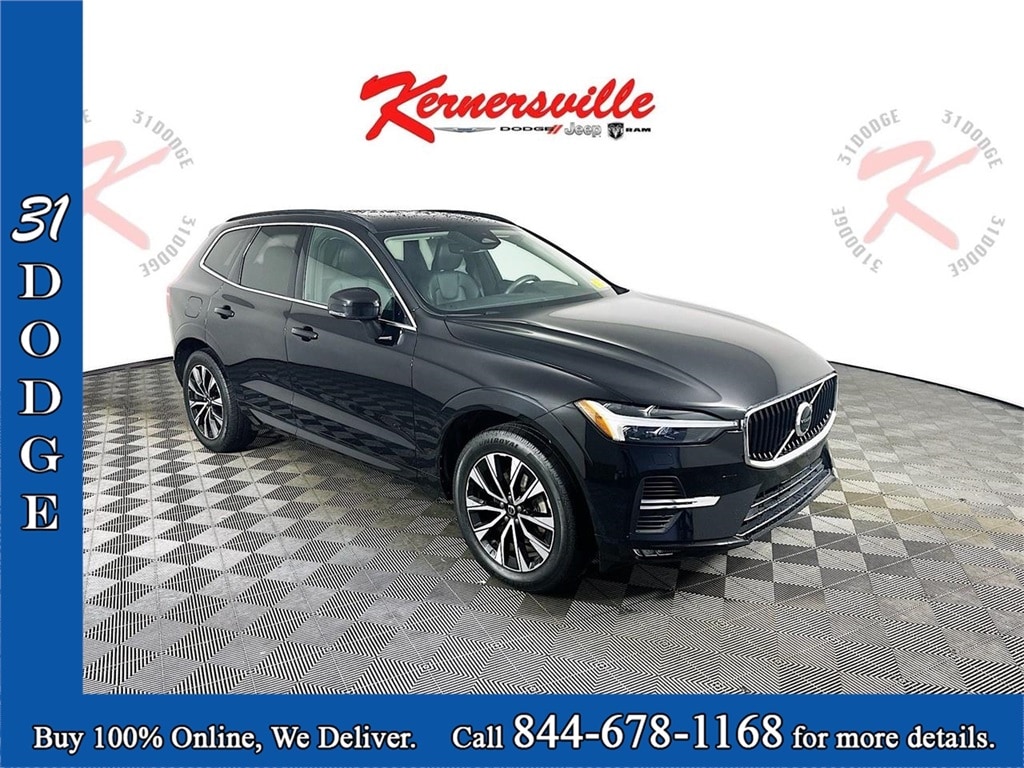 2023 Volvo XC60 Core's photo