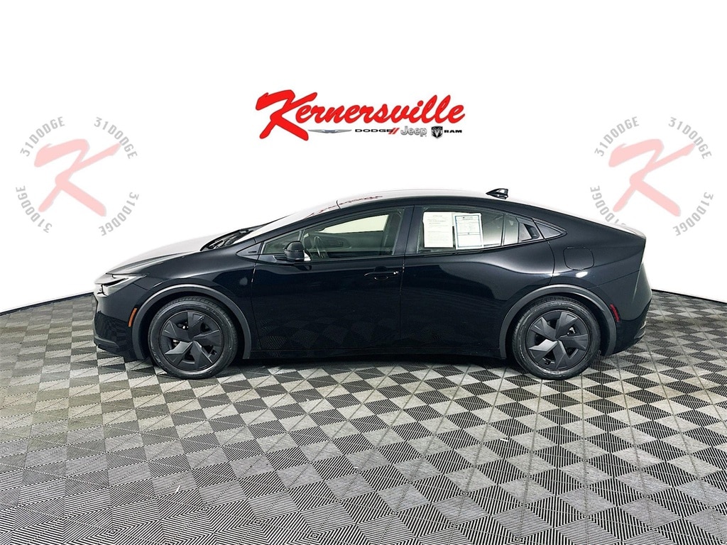 Used 2024 Toyota Prius LE Hatchback