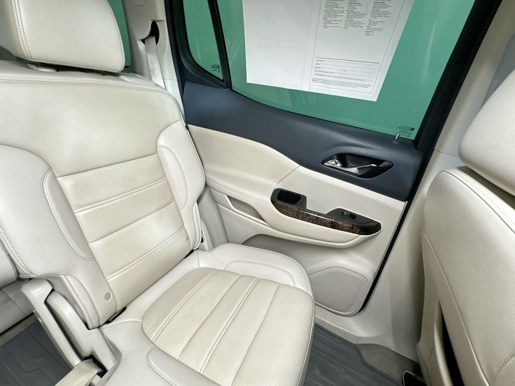 GMCAcadia14