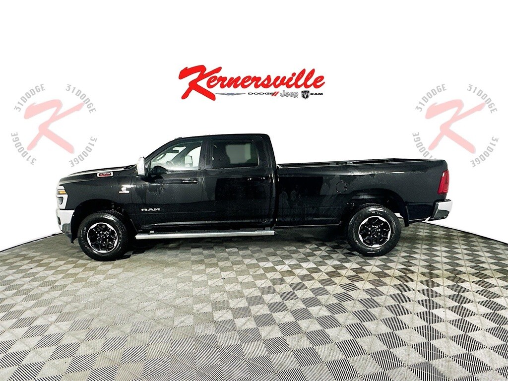 2025 Ram 3500 Laramie photo 4